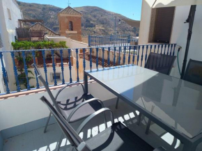 Casa Heli - Ruim appartement met dakterras in Polopos, Polopos